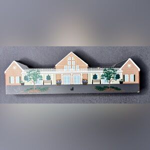 Vintage Cat’s Meow Longaberger Welcome Center Homestead Wood Shelf Sitter 2000